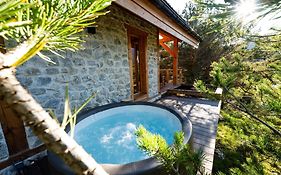 Les Chalets De Chanteloube 